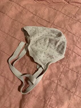 Jamie Kay head bonnet